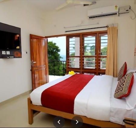 Pebblecoast Beach Resort Kovalam Bagian luar foto